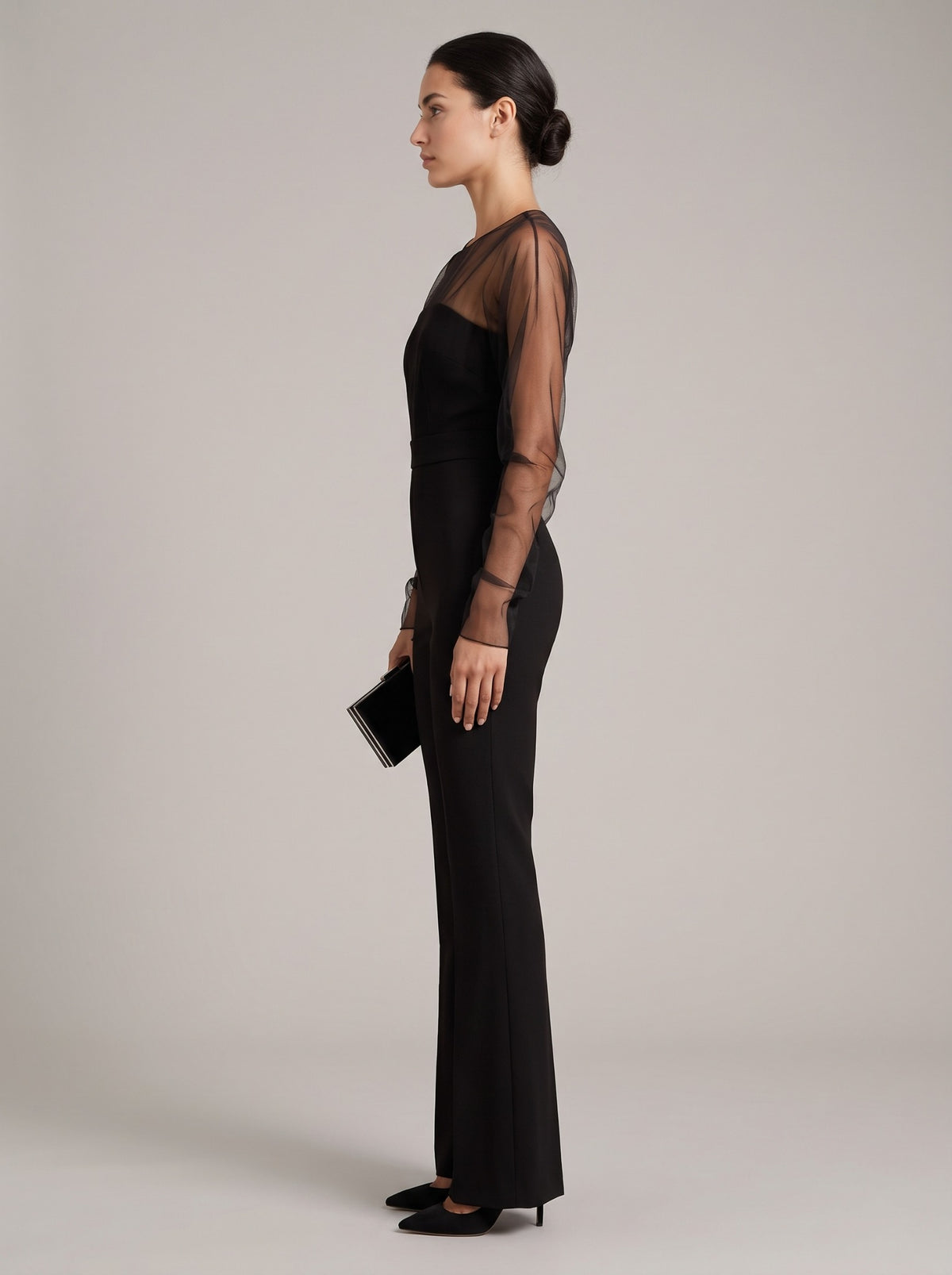 Mono Isadora — Negro, lateral